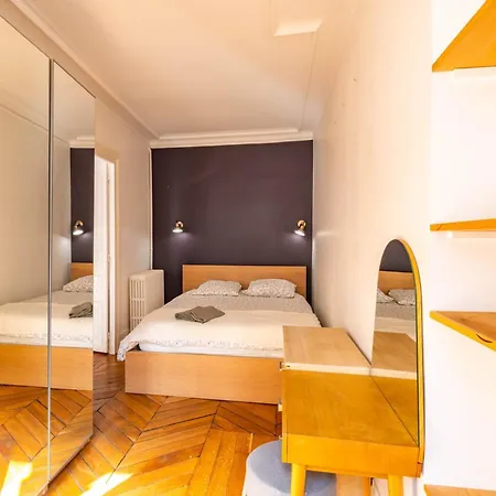 4 Guests Flat - Turbigo Lägenhet *