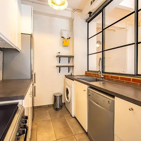 4 Guests Flat - Turbigo Lägenhet